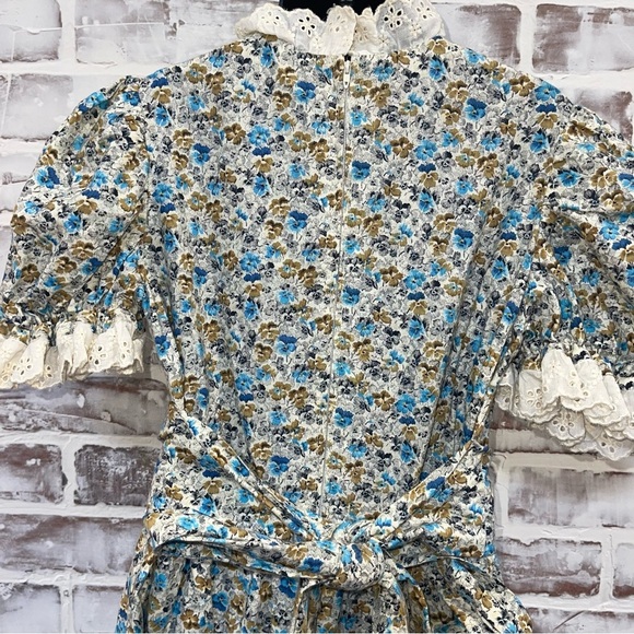 Handmade prairie Floral Blue and White Vintage Dress 8/10 - Picture 7 of 7